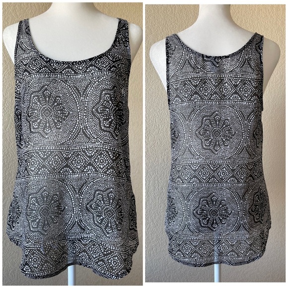 Old Navy Tops - Old Navy sheer black patterned tank - small